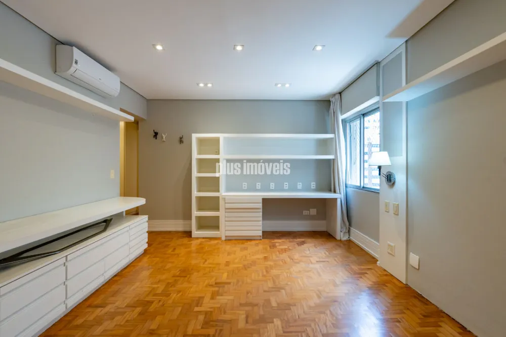 Apartamento, 3 quartos, 240 m² - Foto 2