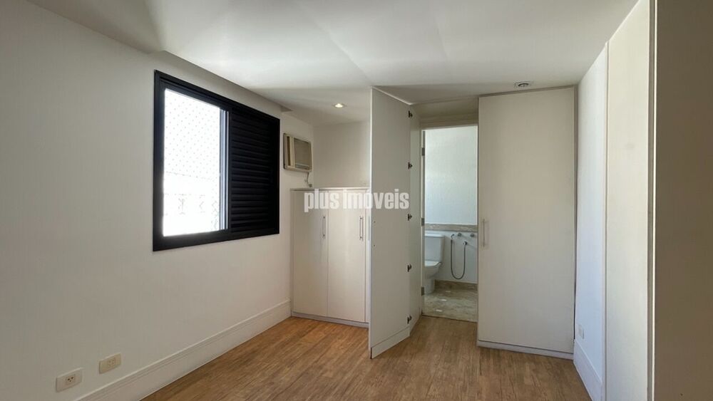 Apartamento, 3 quartos, 188 m² - Foto 2