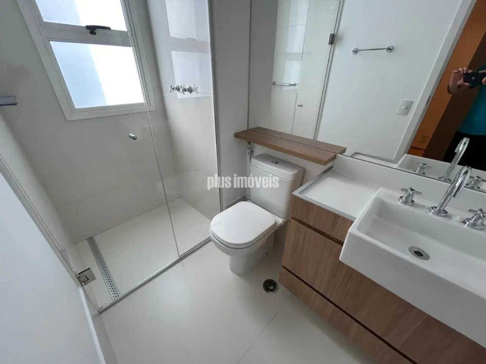 Apartamento, 3 quartos, 197 m² - Foto 2
