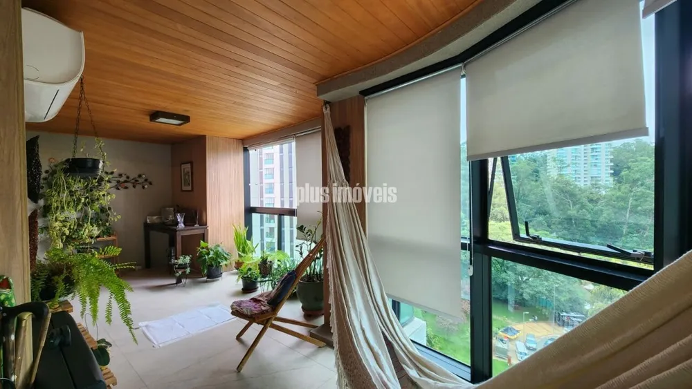 Apartamento, 3 quartos, 152 m² - Foto 1