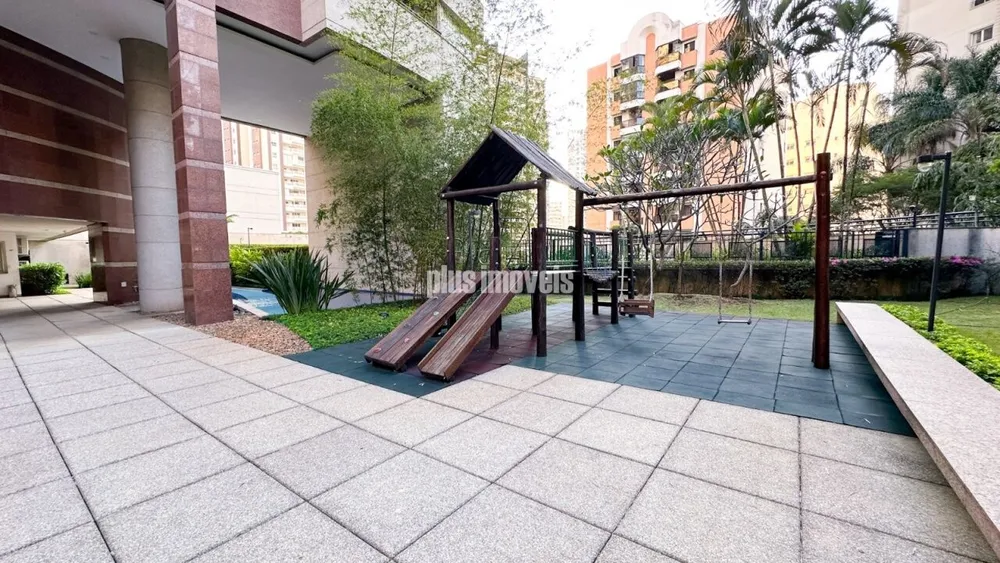 Apartamento, 3 quartos, 226 m² - Foto 2