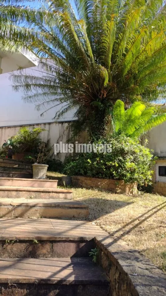 Casa à venda com 3 quartos, 450m² - Foto 2