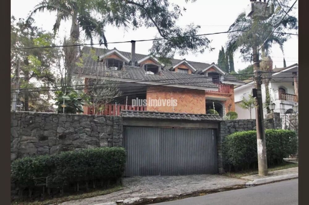 Casa à venda com 6 quartos, 600m² - Foto 7