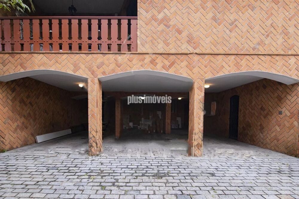 Casa à venda com 6 quartos, 600m² - Foto 10