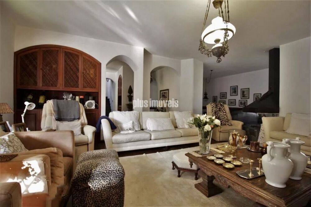 Casa à venda com 6 quartos, 600m² - Foto 17