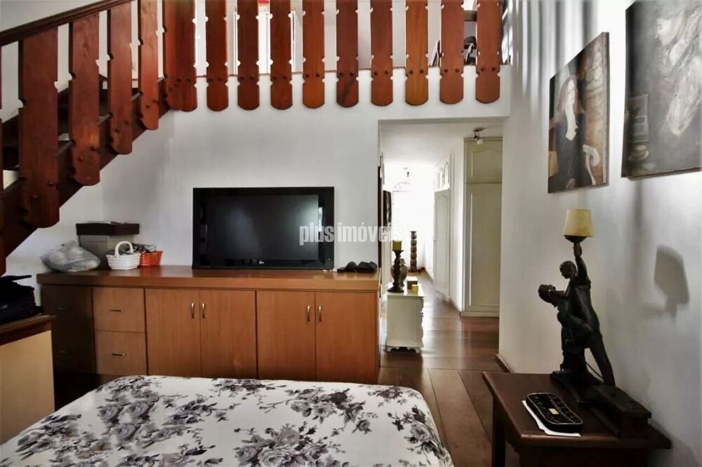 Casa à venda com 6 quartos, 600m² - Foto 50