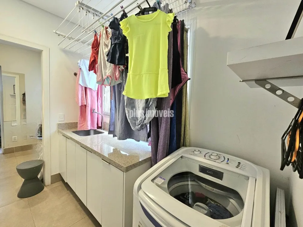 Apartamento, 3 quartos, 176 m² - Foto 2