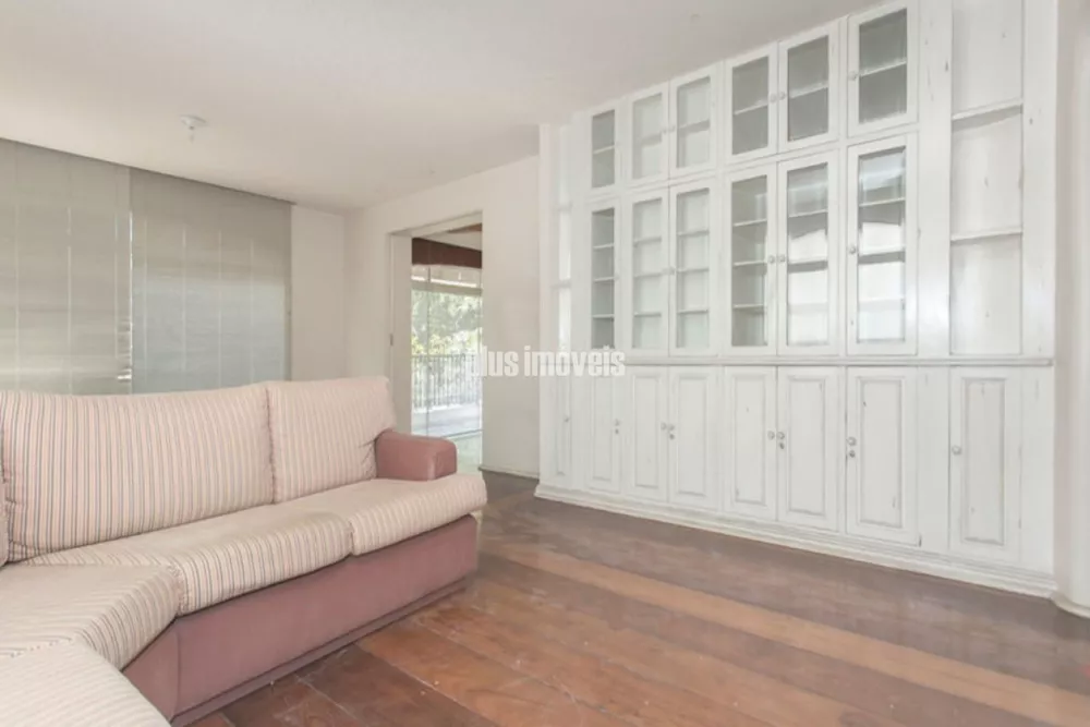 Apartamento à venda com 4 quartos, 350m² - Foto 1