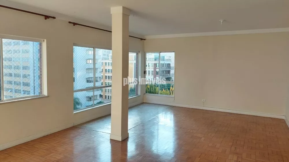 Apartamento à venda com 3 quartos, 174m² - Foto 1