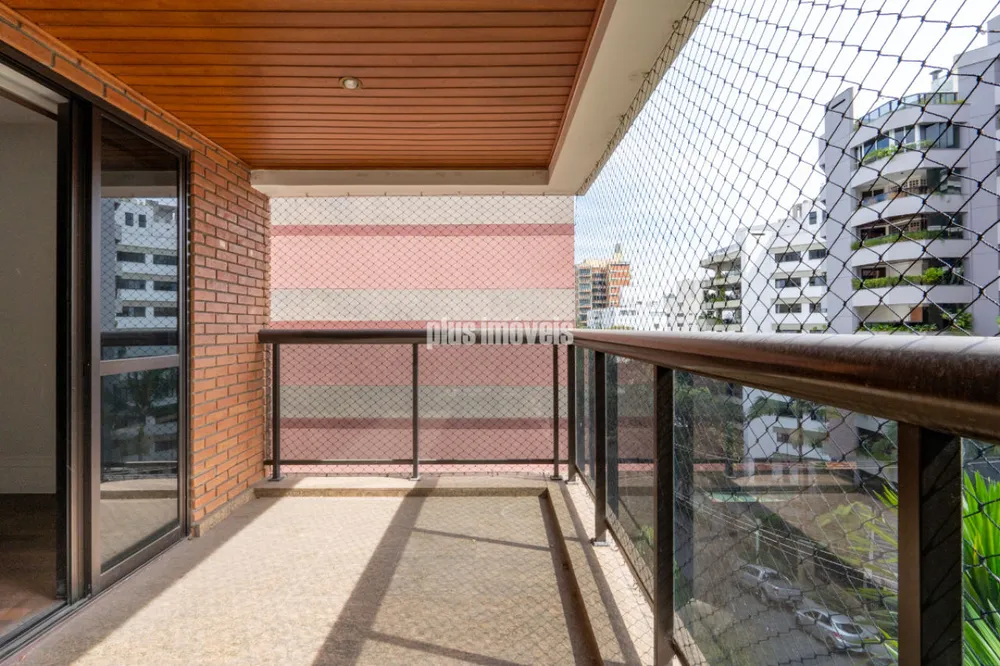 Apartamento, 3 quartos, 156 m² - Foto 1