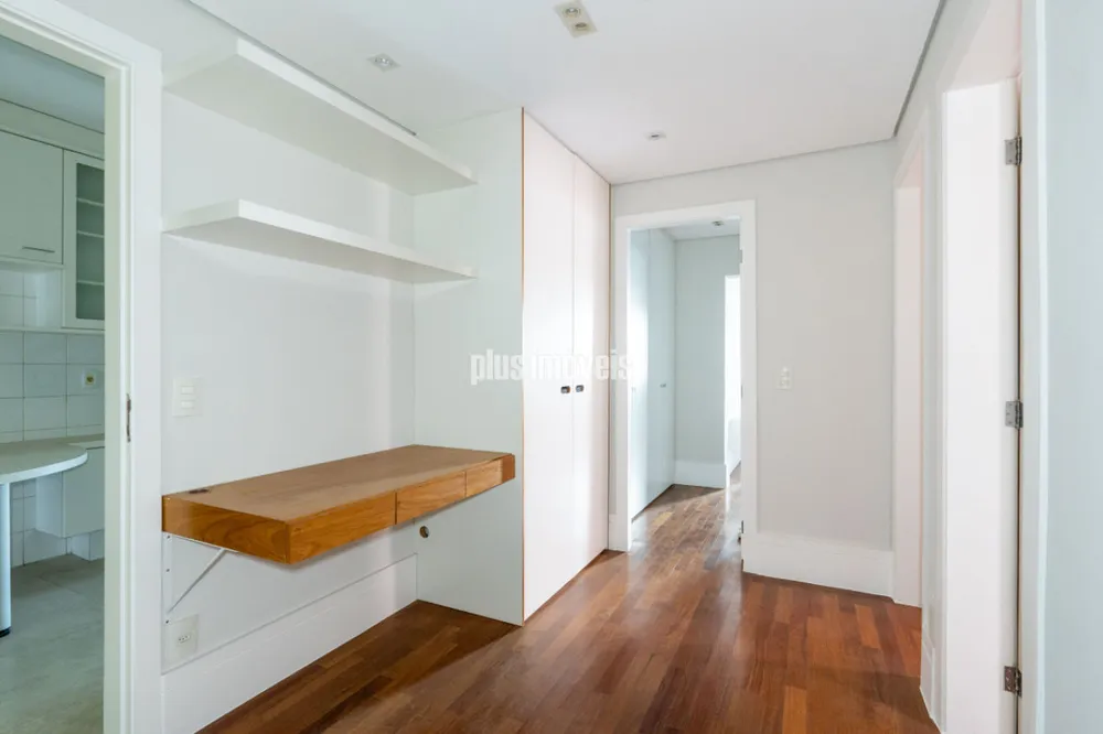 Apartamento, 3 quartos, 156 m² - Foto 2
