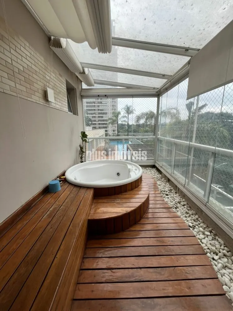Apartamento, 3 quartos, 233 m² - Foto 2