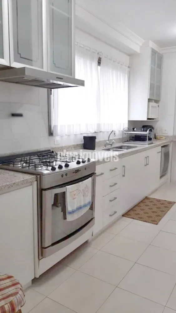 Apartamento, 3 quartos, 212 m² - Foto 2