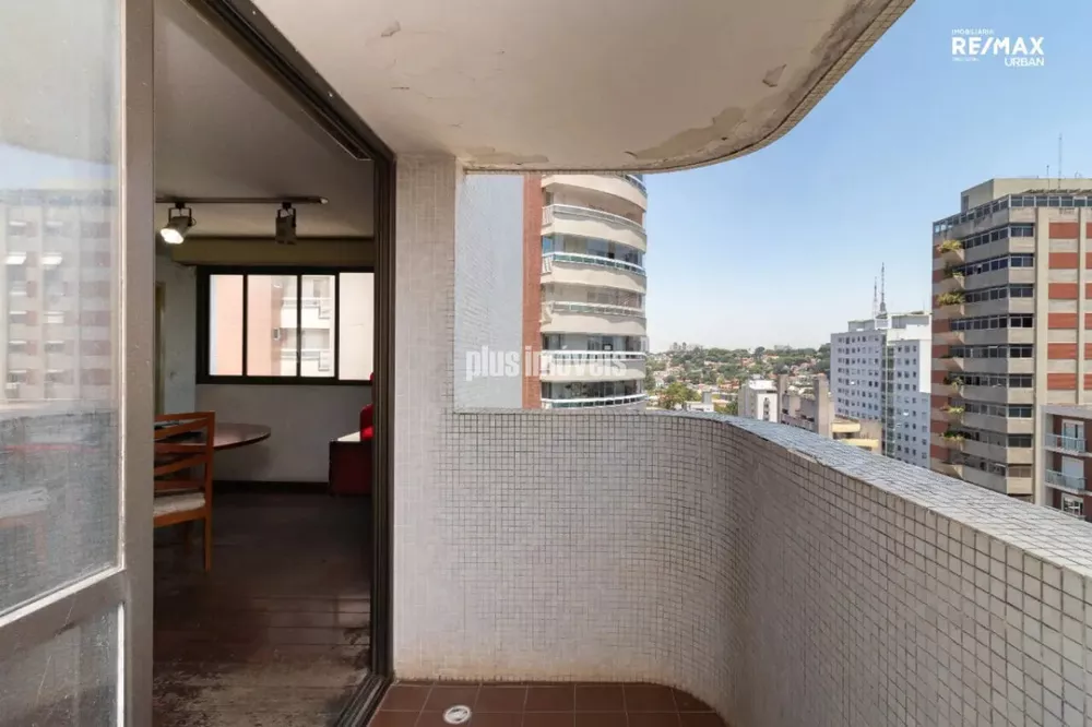 Apartamento, 3 quartos, 220 m² - Foto 3