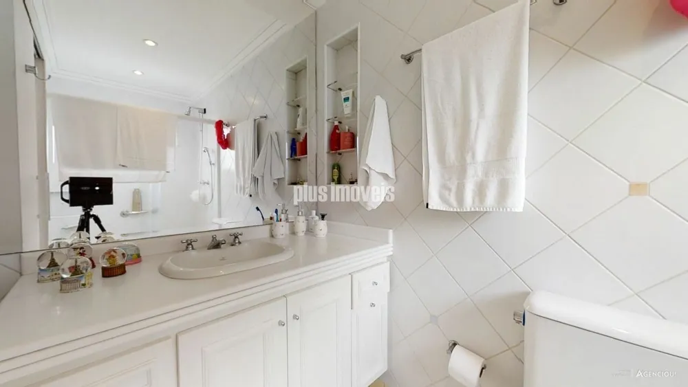 Apartamento, 3 quartos, 212 m² - Foto 4