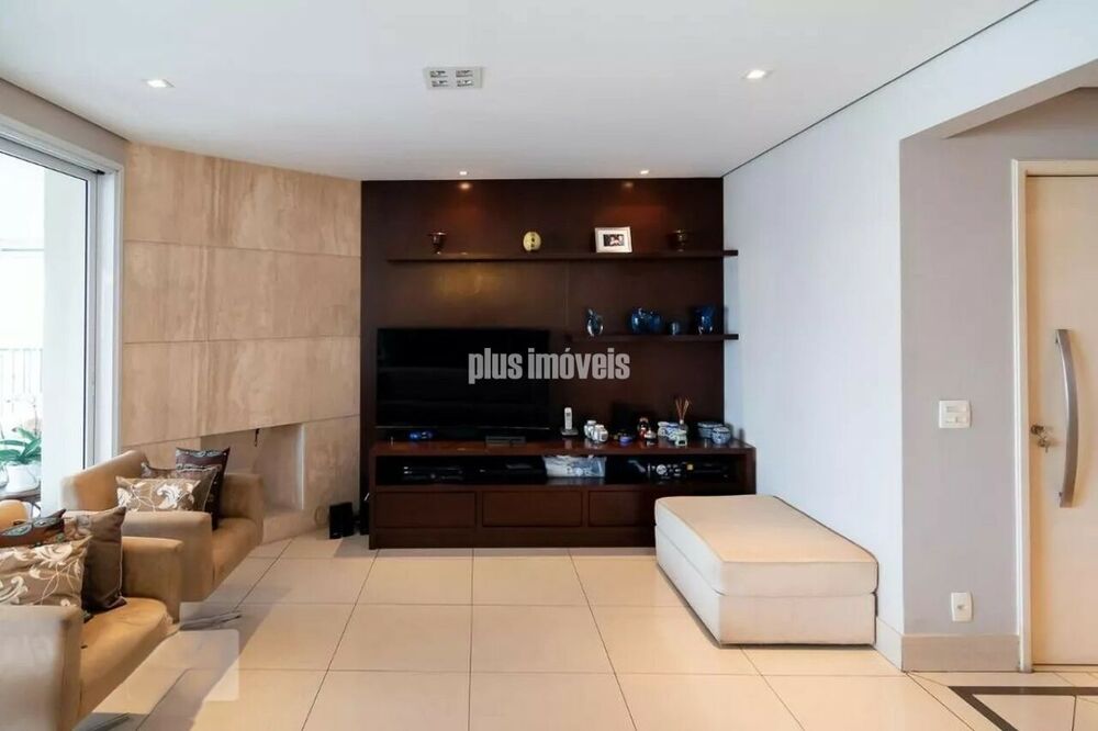 Apartamento, 4 quartos, 223 m² - Foto 1