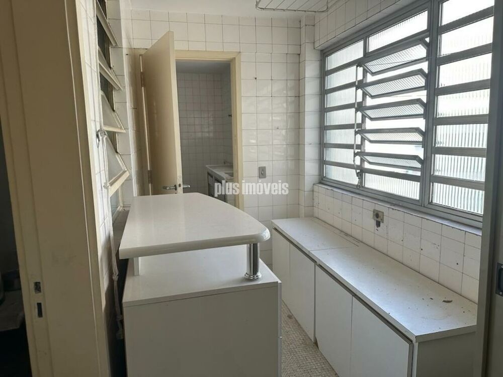 Apartamento, 3 quartos, 224 m² - Foto 1