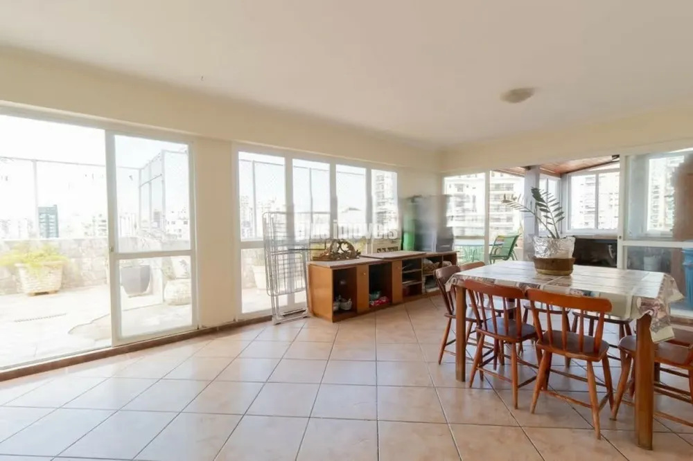 Apartamento, 3 quartos, 243 m² - Foto 4