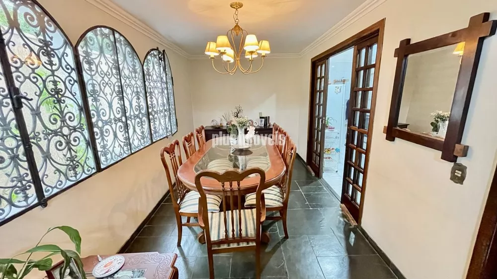 Casa à venda com 3 quartos, 174m² - Foto 3