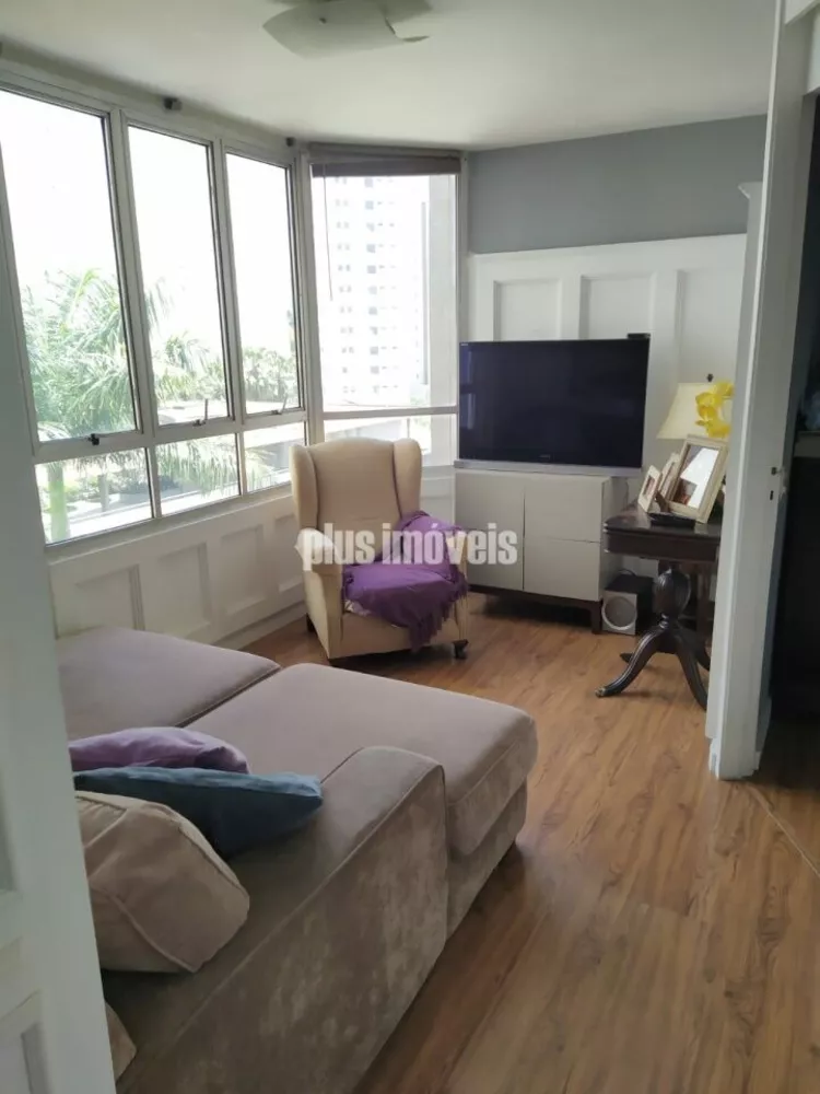 Apartamento à venda com 3 quartos, 165m² - Foto 10