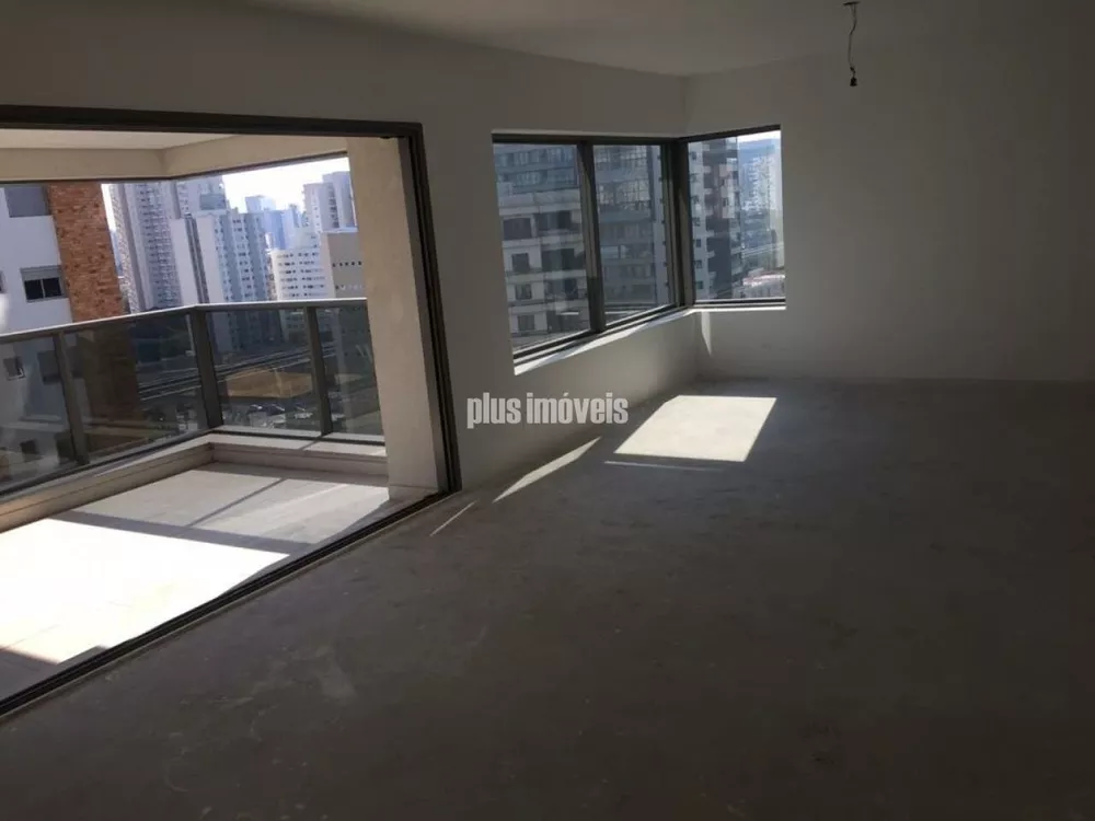 Apartamento, 3 quartos, 192 m² - Foto 1