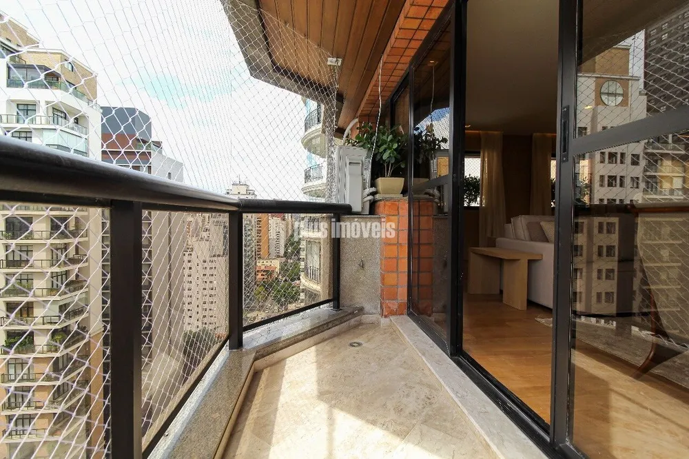 Apartamento, 3 quartos, 200 m² - Foto 1