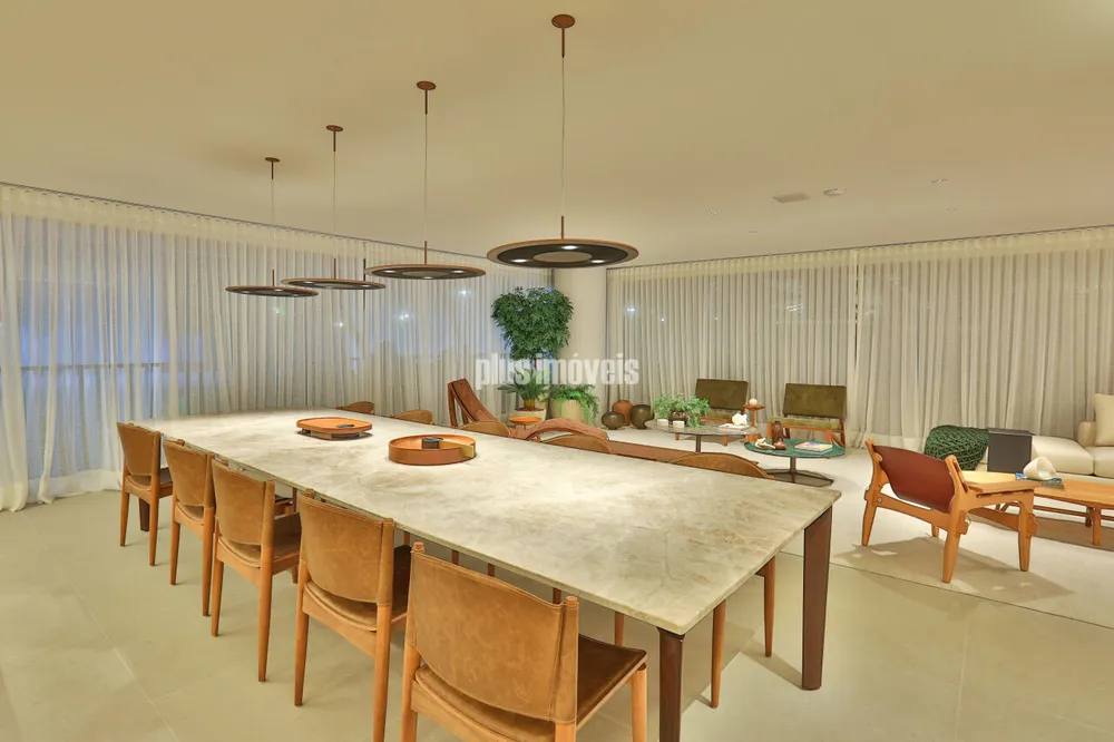 Apartamento, 4 quartos, 246 m² - Foto 2
