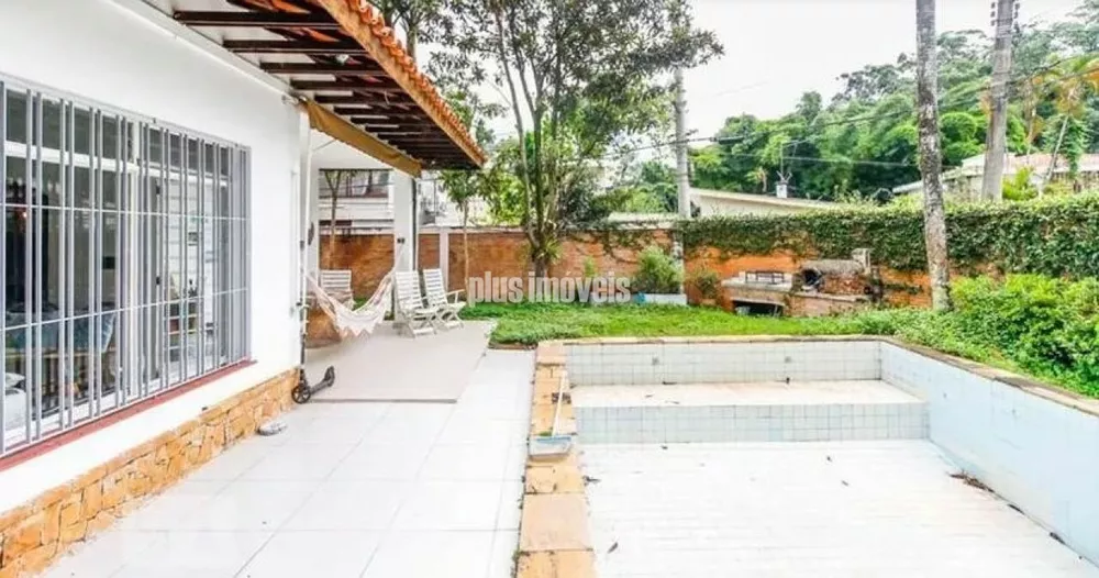 Casa de Vila à venda com 3 quartos, 310m² - Foto 10