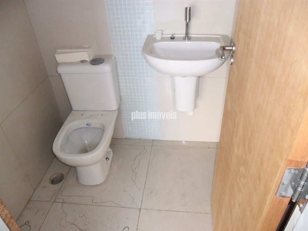 Casa Comercial à venda com 3 quartos, 100m² - Foto 3