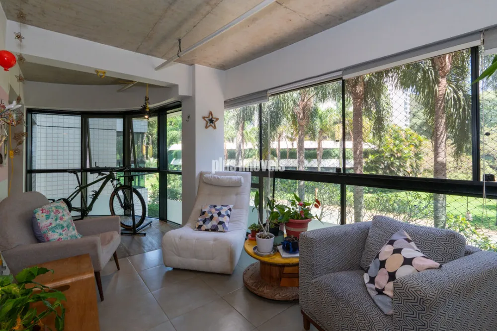 Apartamento, 3 quartos, 152 m² - Foto 2