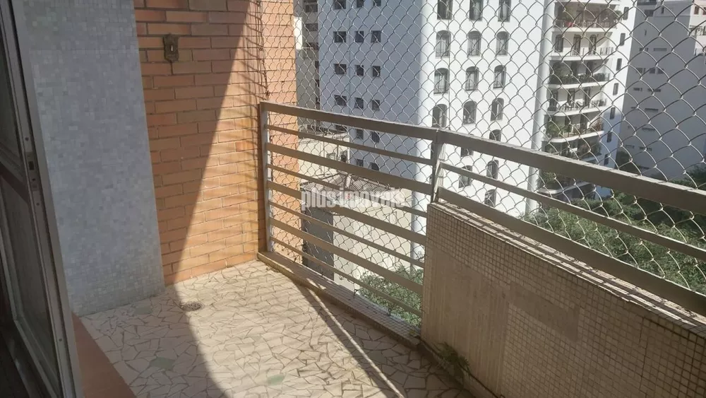 Apartamento à venda com 4 quartos, 250m² - Foto 3