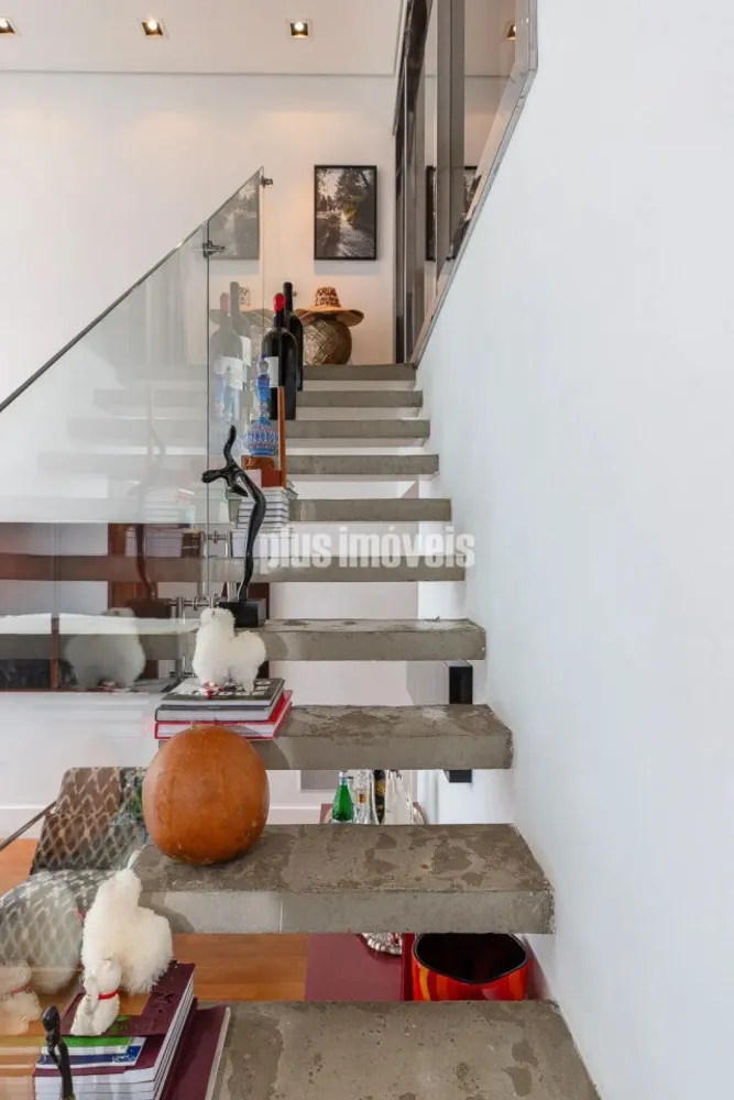 Apartamento, 3 quartos, 198 m² - Foto 2