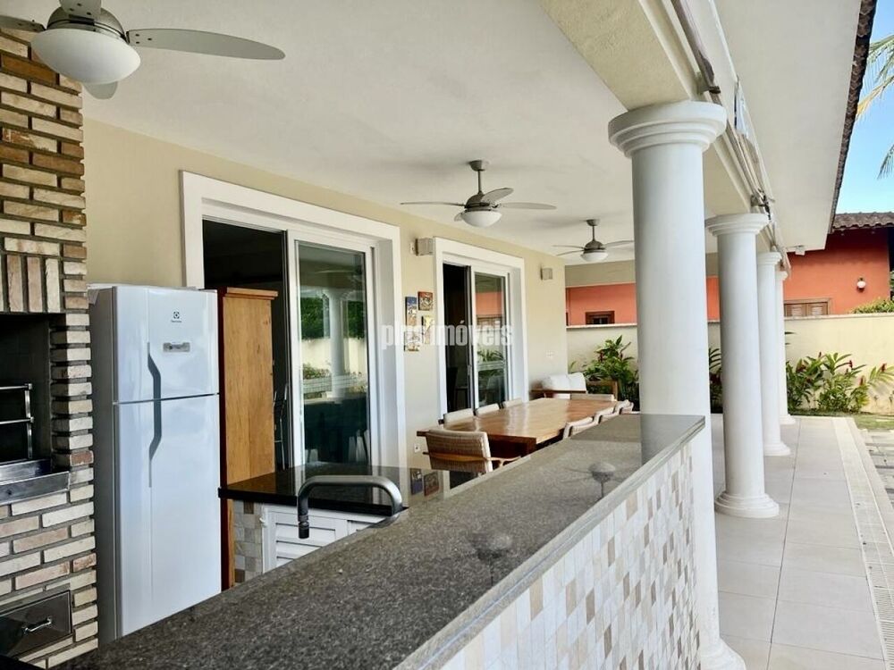 Casa de Condomínio à venda com 6 quartos, 420m² - Foto 1