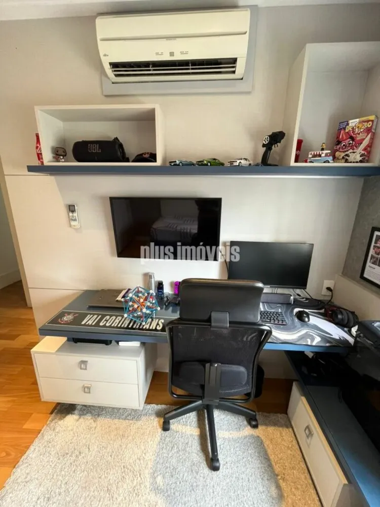 Apartamento, 4 quartos, 233 m² - Foto 1