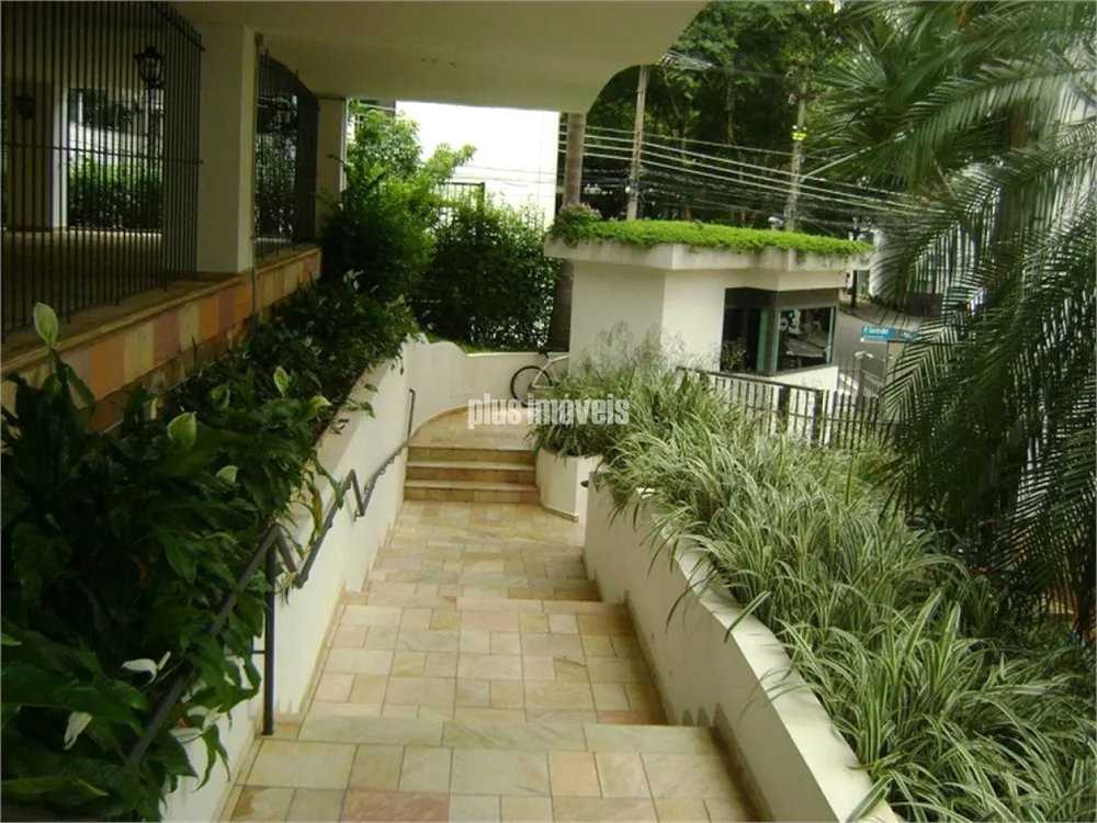 Apartamento, 3 quartos, 140 m² - Foto 2