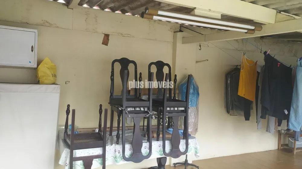 Casa, 3 quartos, 261 m² - Foto 1