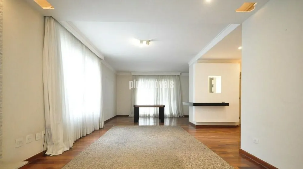 Apartamento, 4 quartos, 225 m² - Foto 1