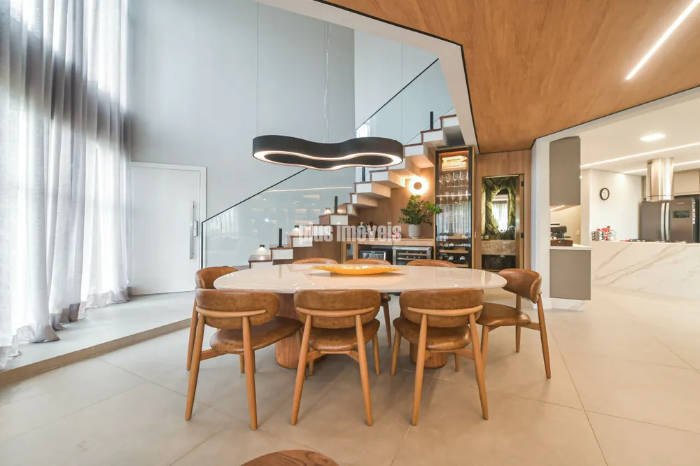 Apartamento, 3 quartos, 150 m² - Foto 1