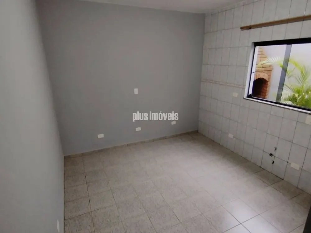 Casa, 3 quartos, 210 m² - Foto 1