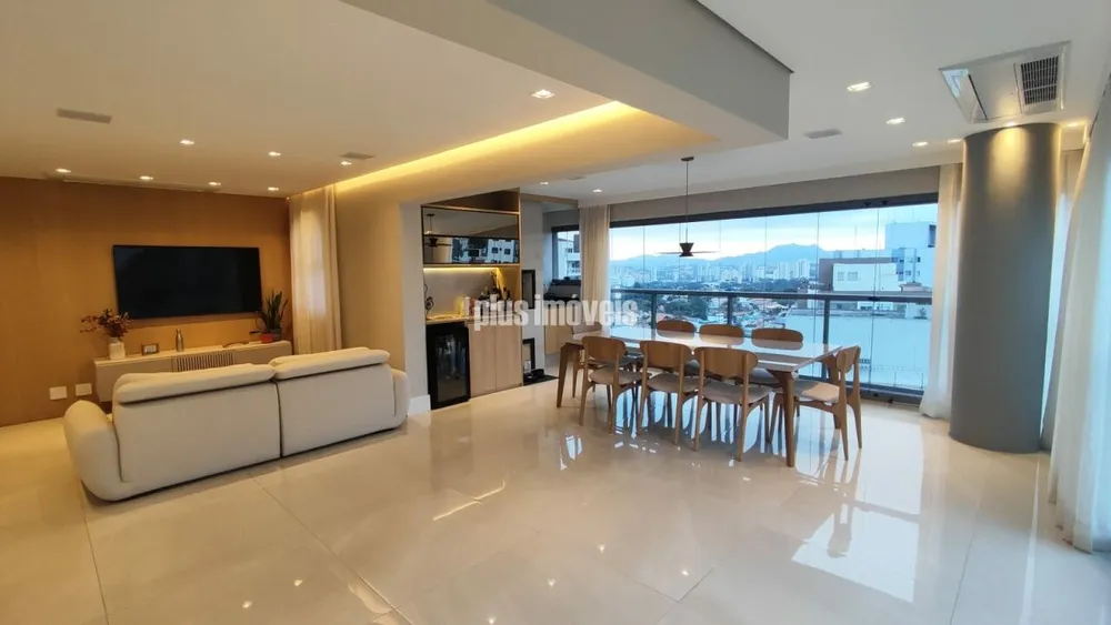 Apartamento, 3 quartos, 122 m² - Foto 1