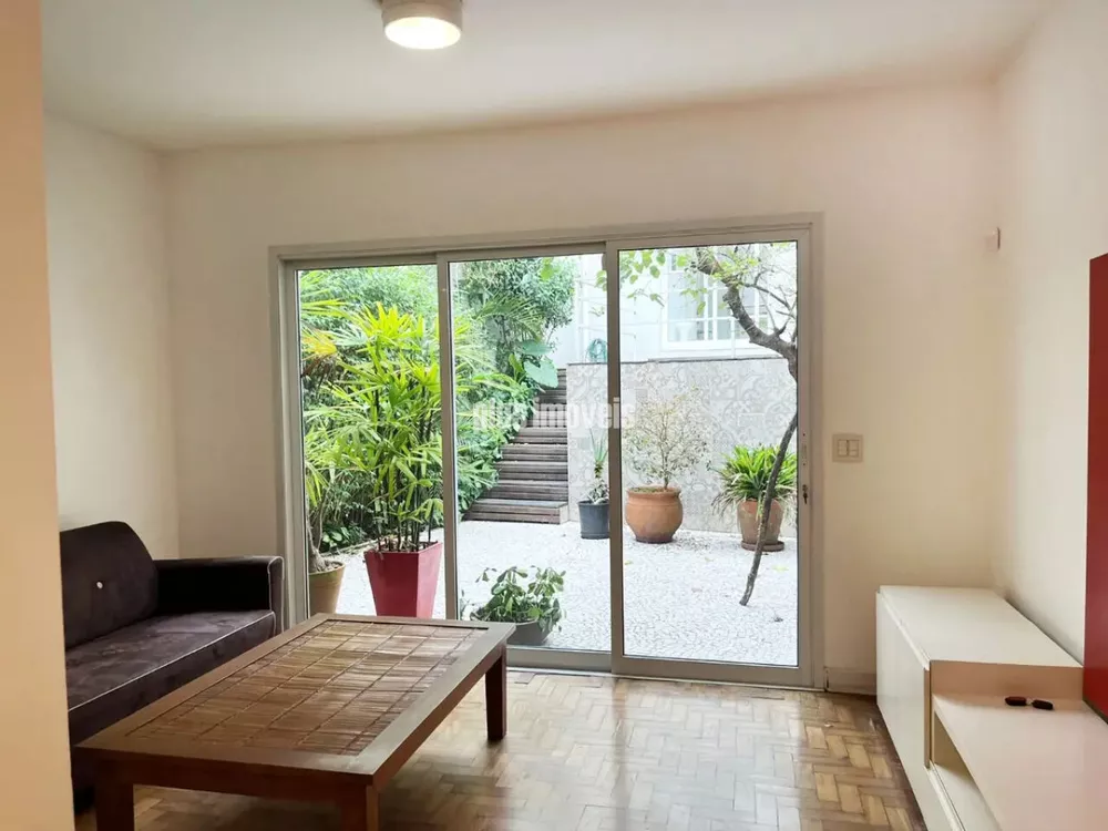 Casa, 4 quartos, 216 m² - Foto 2