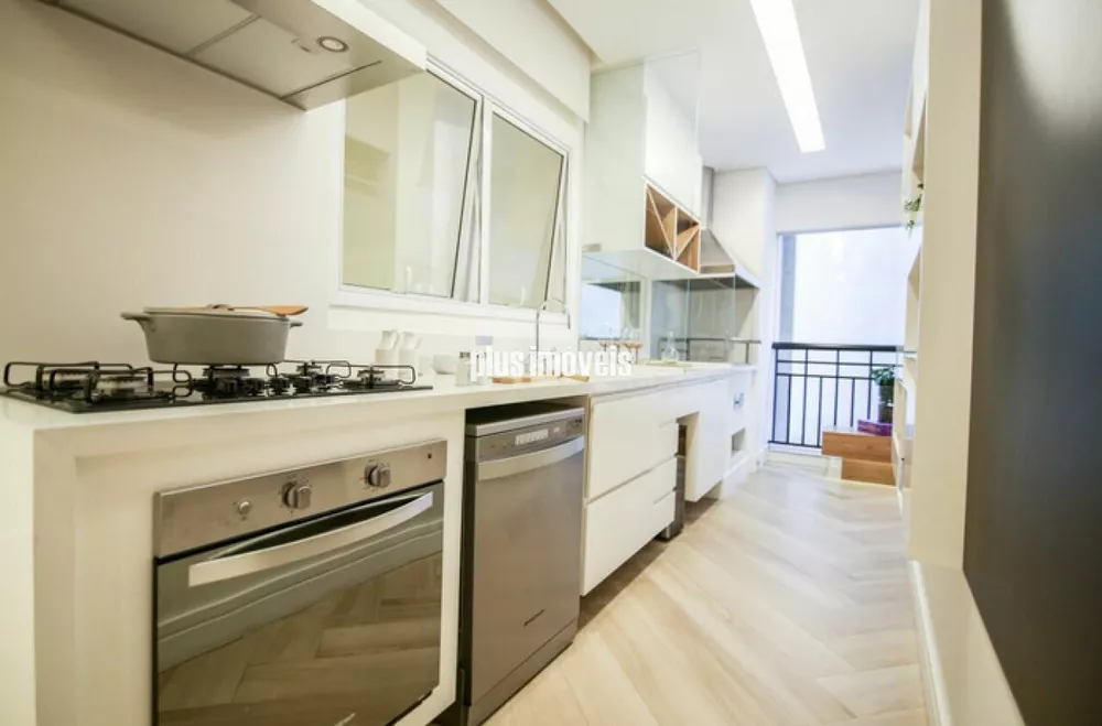 Apartamento à venda com 3 quartos, 128m² - Foto 3