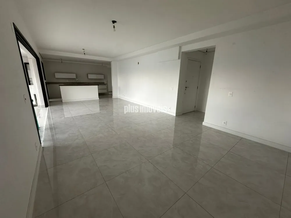 Apartamento, 3 quartos, 178 m² - Foto 2