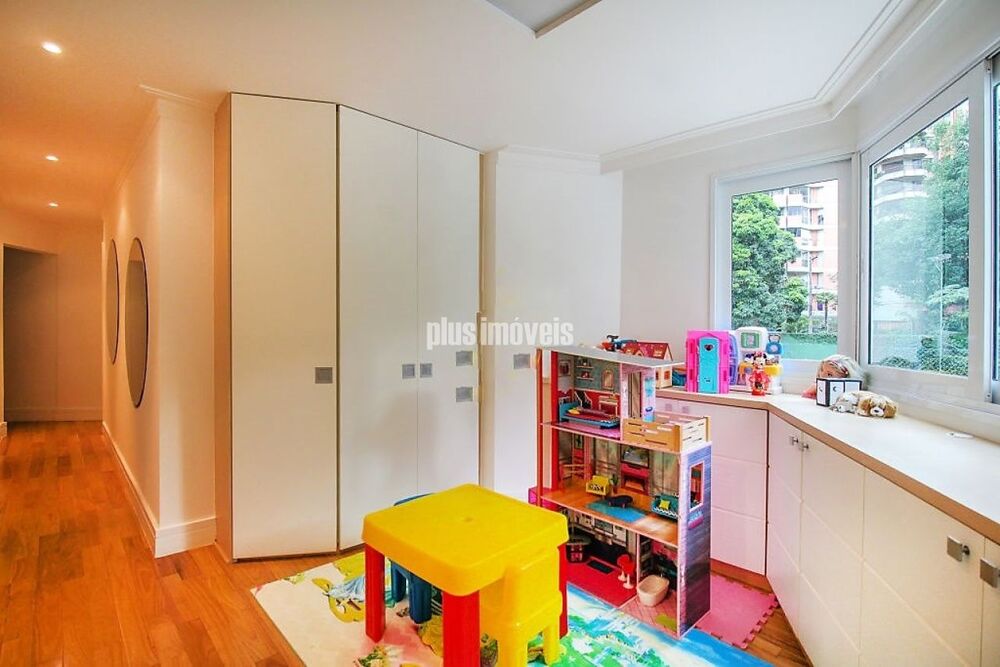 Apartamento, 3 quartos, 257 m² - Foto 2