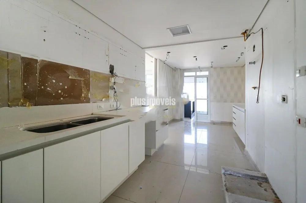 Apartamento, 3 quartos, 213 m² - Foto 2