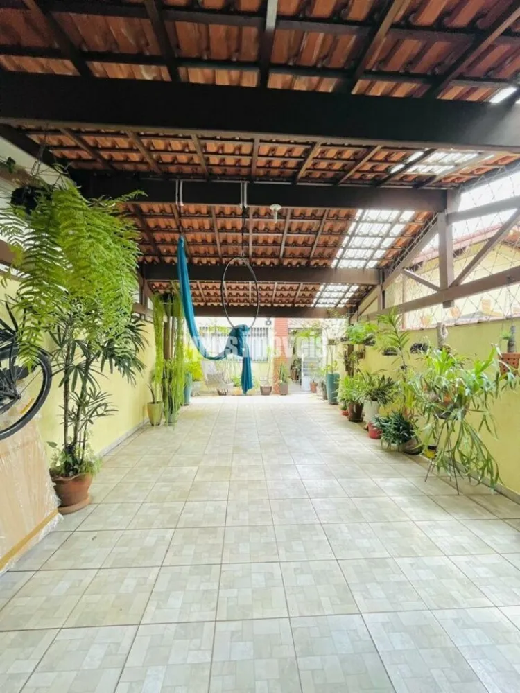 Casa, 4 quartos, 168 m² - Foto 3