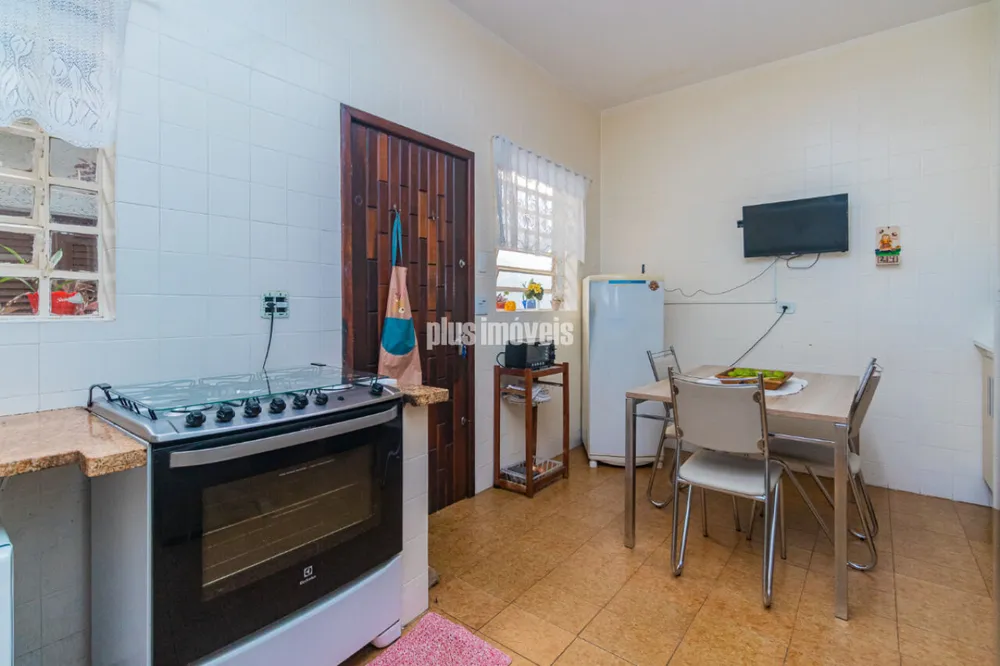 Casa, 4 quartos, 219 m² - Foto 4