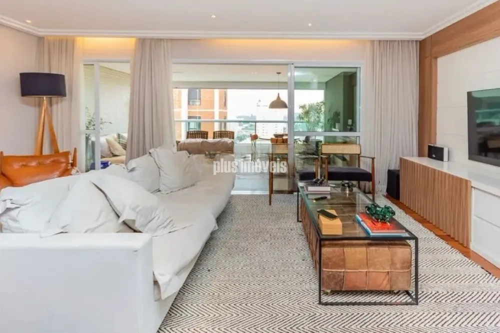 Apartamento, 3 quartos, 161 m² - Foto 1