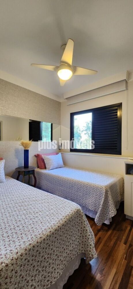 Apartamento, 3 quartos, 215 m² - Foto 1