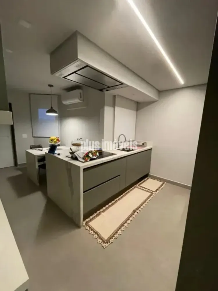 Apartamento, 3 quartos, 215 m² - Foto 1